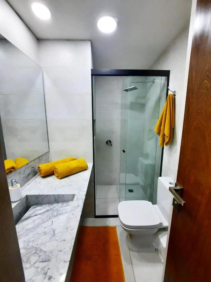 Apto Moderno Con Piscina De Borde Infinito Santa Cruz de La Sierra Ngoại thất bức ảnh